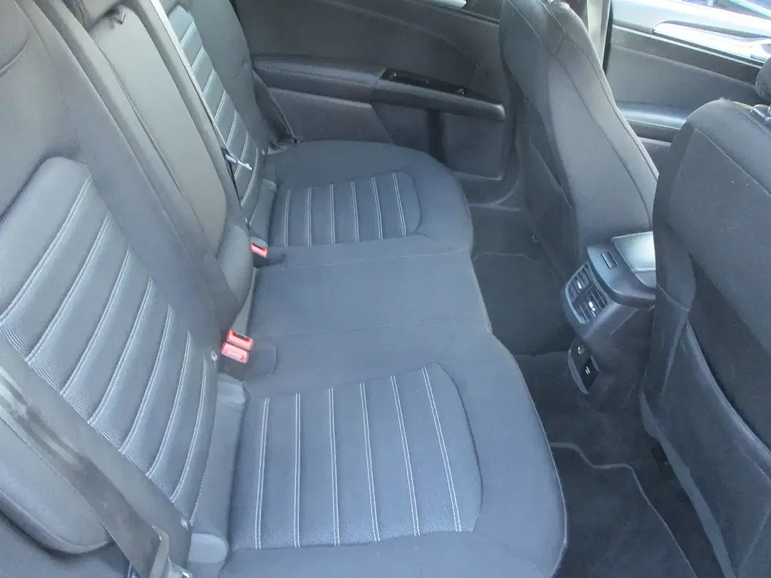 Ford Mondeo - Thumbnail 10