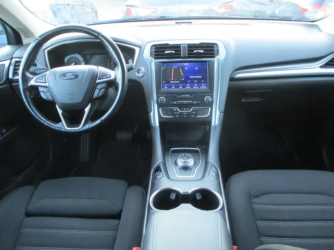 Ford Mondeo - Thumbnail 3