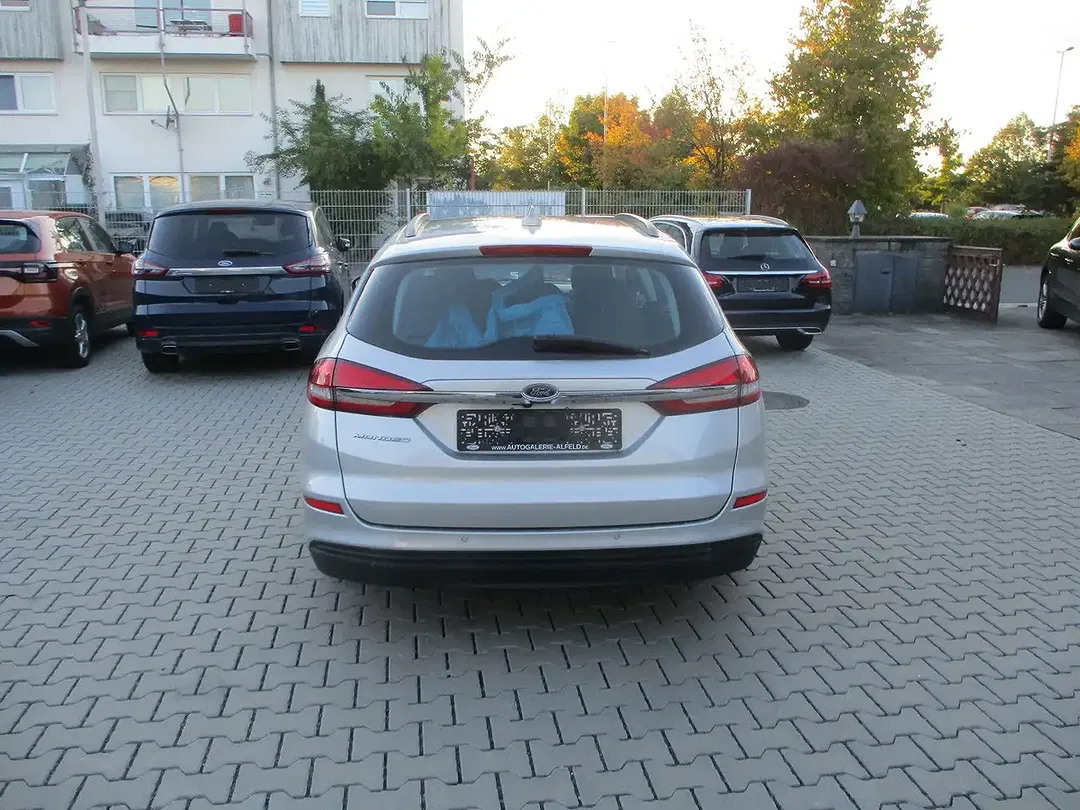 Ford Mondeo - Thumbnail 6