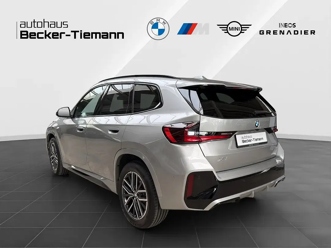 BMW X1 - Thumbnail 4
