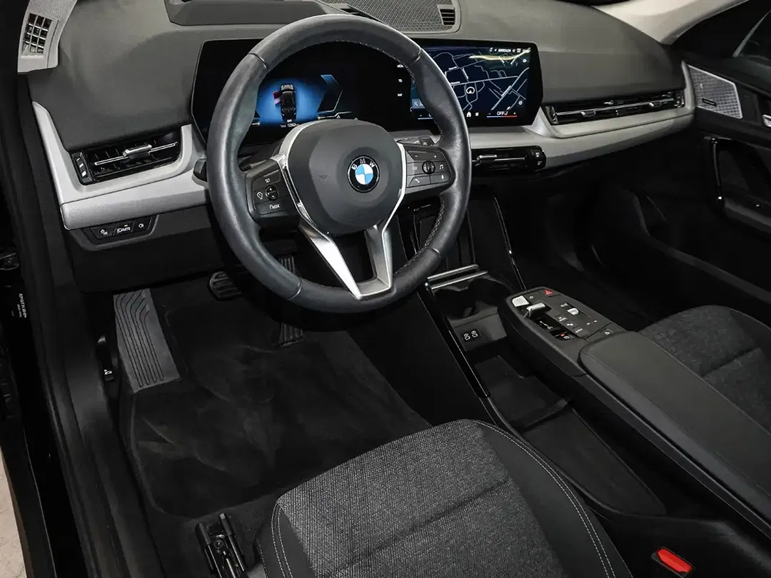 BMW X1 - Thumbnail 9