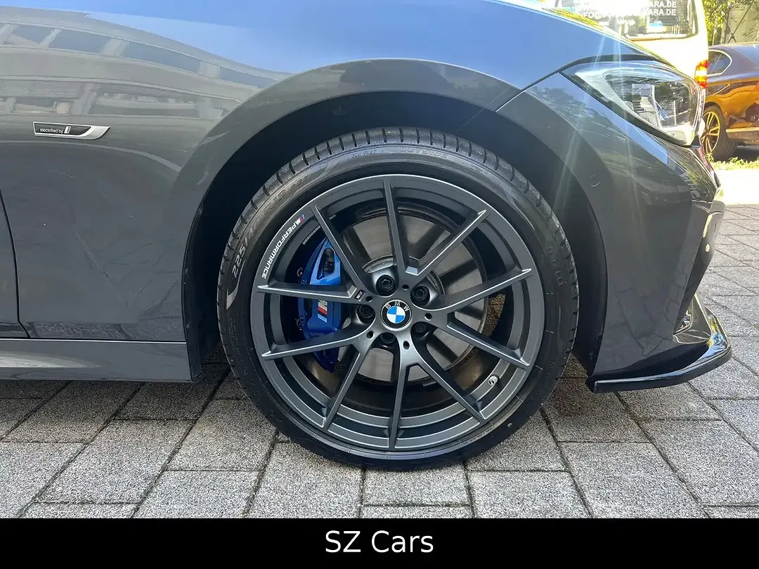 BMW 330 - Thumbnail 14