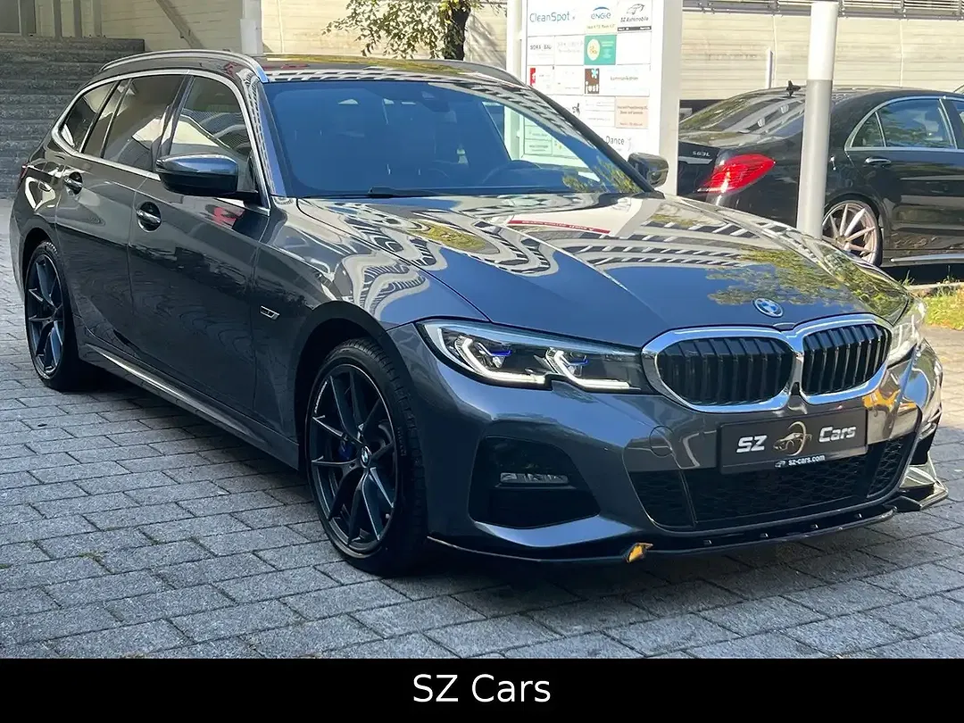 BMW 330 - Thumbnail 4