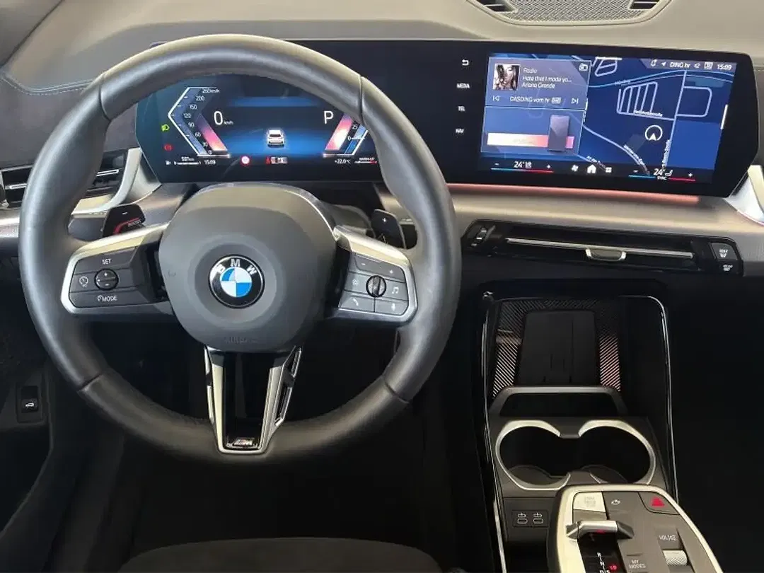 BMW X1 - Thumbnail 2