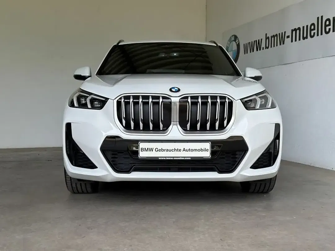 BMW X1 - Thumbnail 4