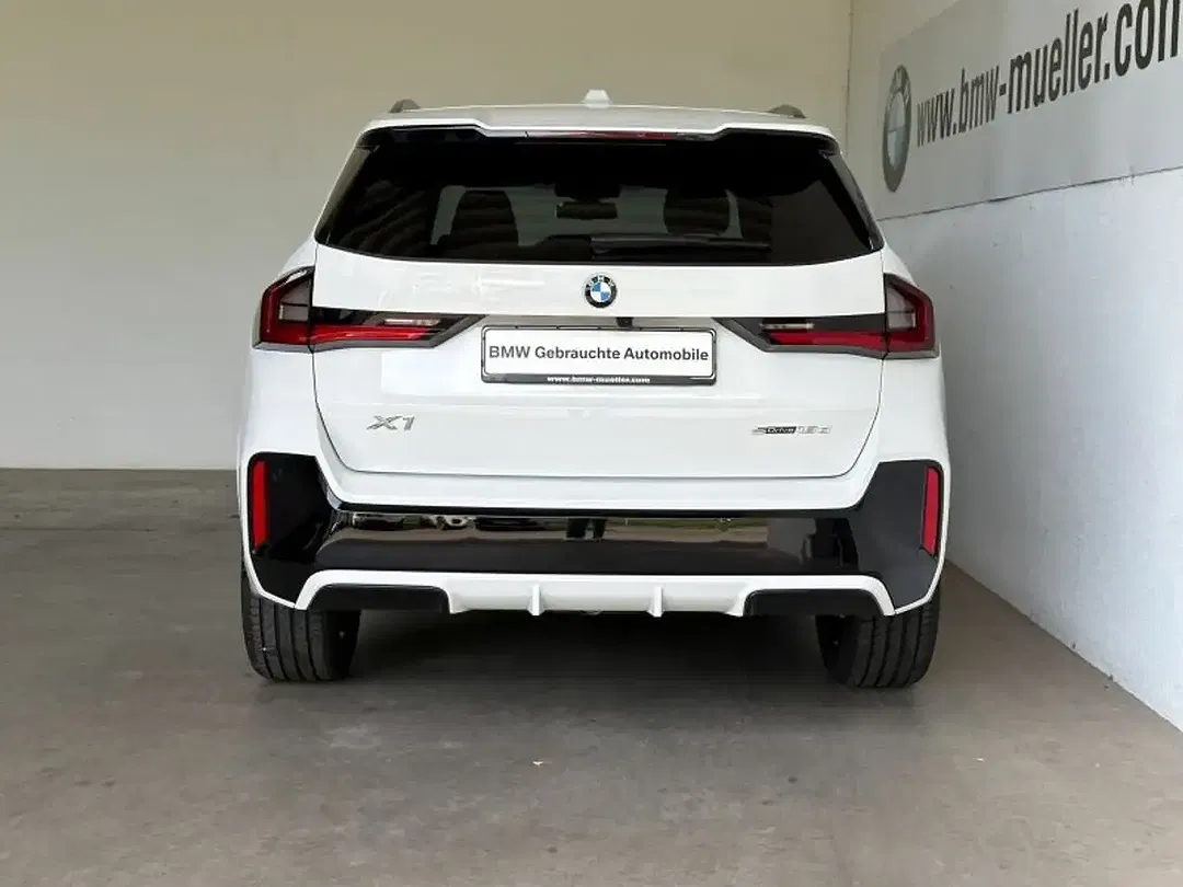 BMW X1 - Thumbnail 5