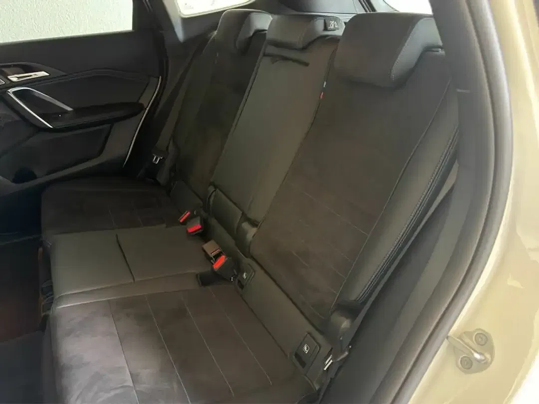 BMW X1 - Thumbnail 8