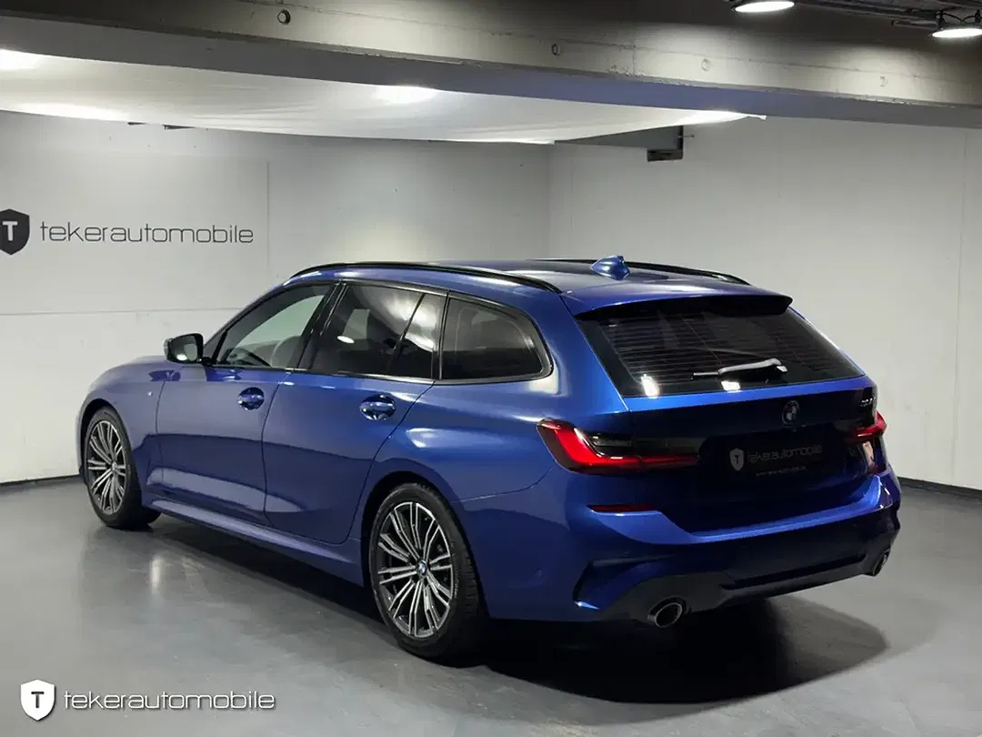 BMW 330 - Thumbnail 2