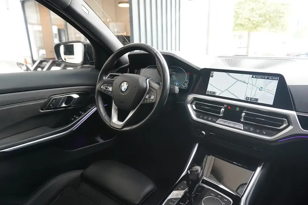 BMW 330 - Thumbnail 19