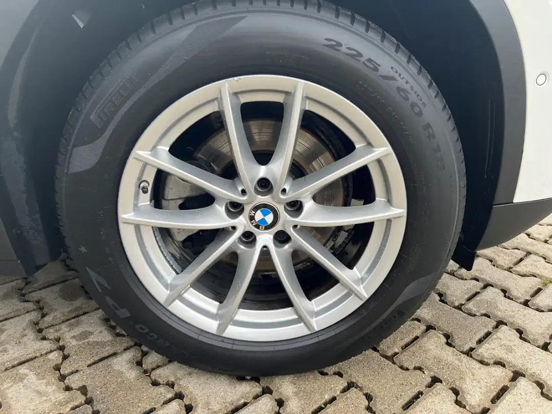 BMW X3 - Thumbnail 10