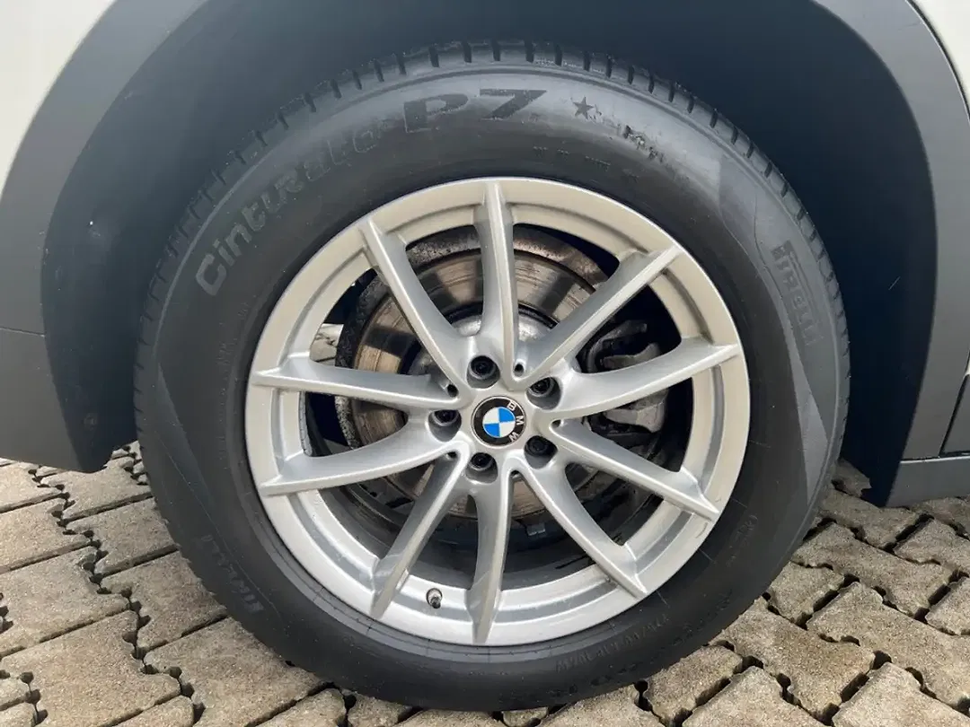 BMW X3 - Thumbnail 9
