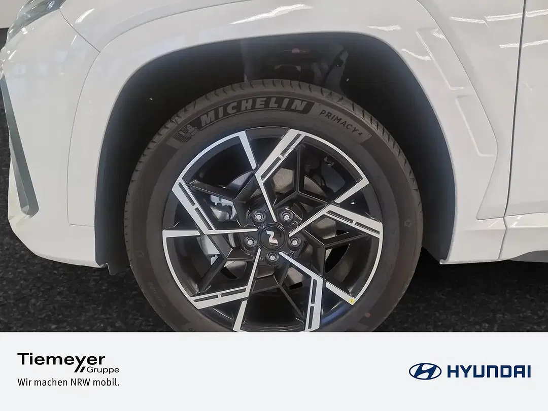 Hyundai TUCSON - Thumbnail 9