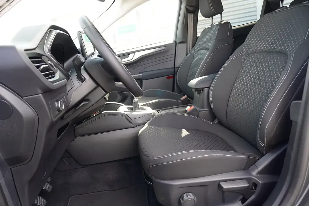 Ford Kuga - Thumbnail 10