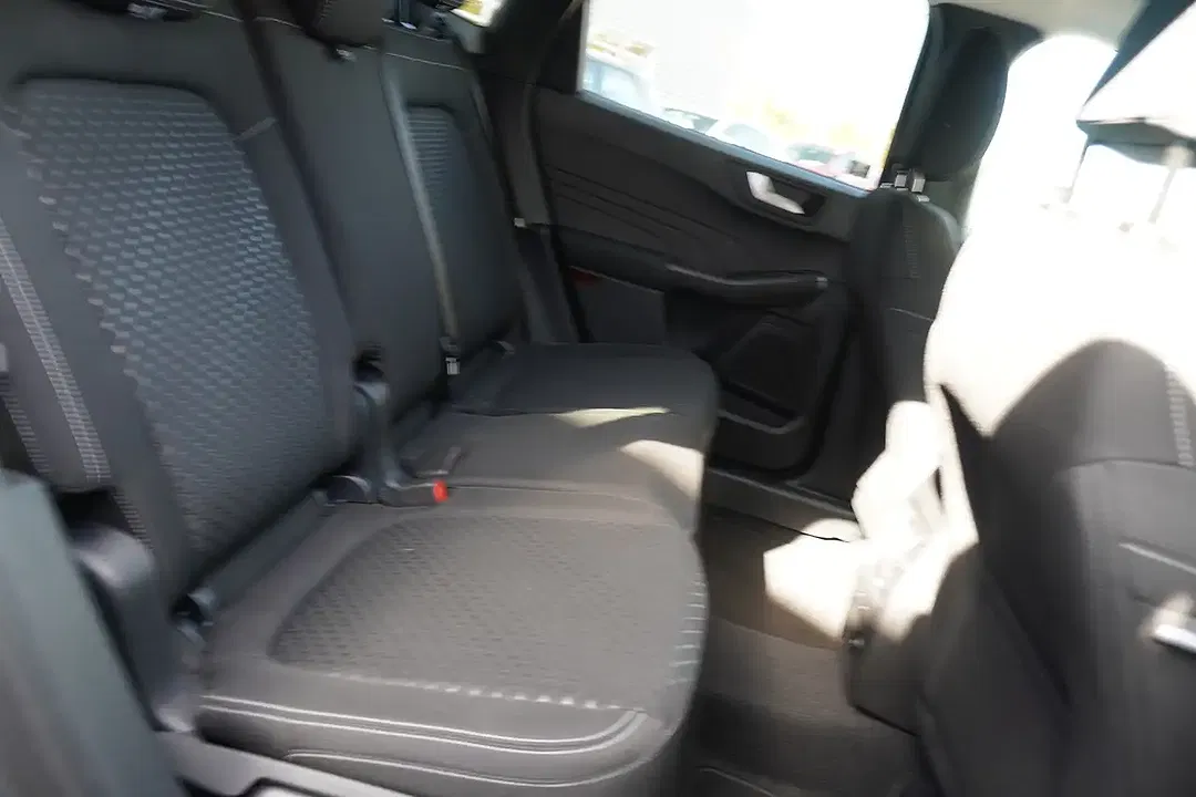 Ford Kuga - Thumbnail 12