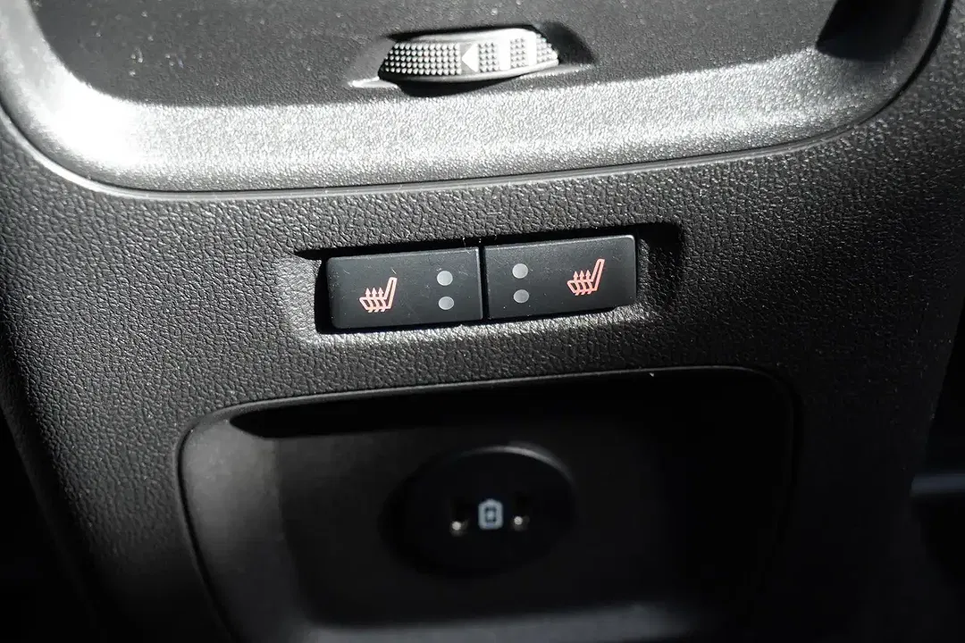 Ford Kuga - Thumbnail 13
