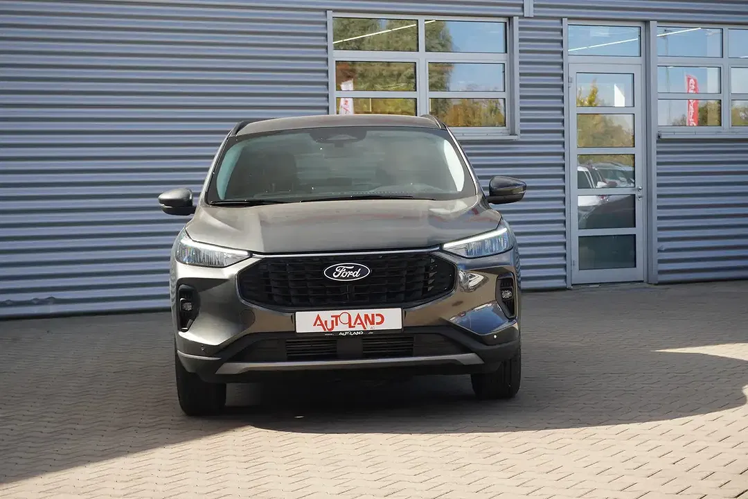Ford Kuga - Thumbnail 3