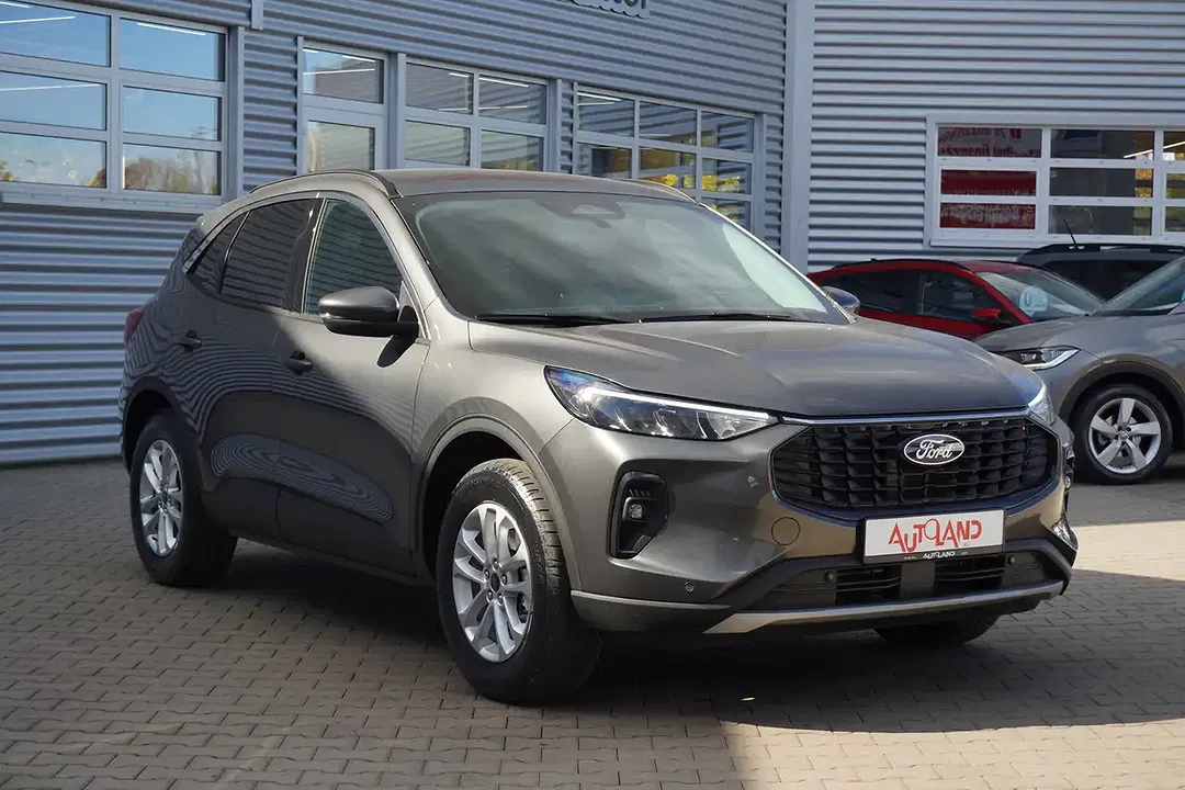 Ford Kuga - Thumbnail 4