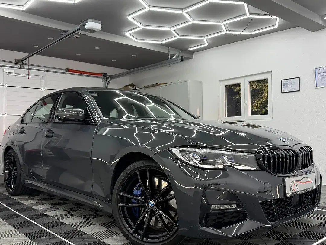 BMW 330 - Thumbnail 9