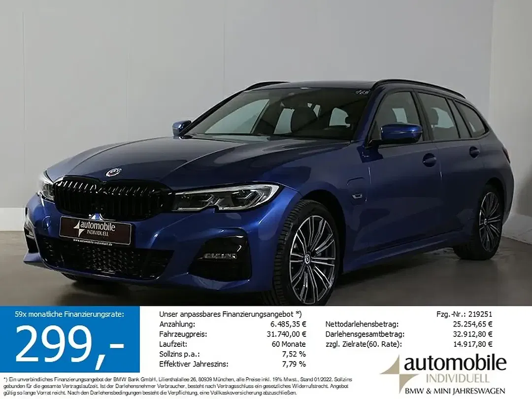 BMW 330 - Thumbnail 1