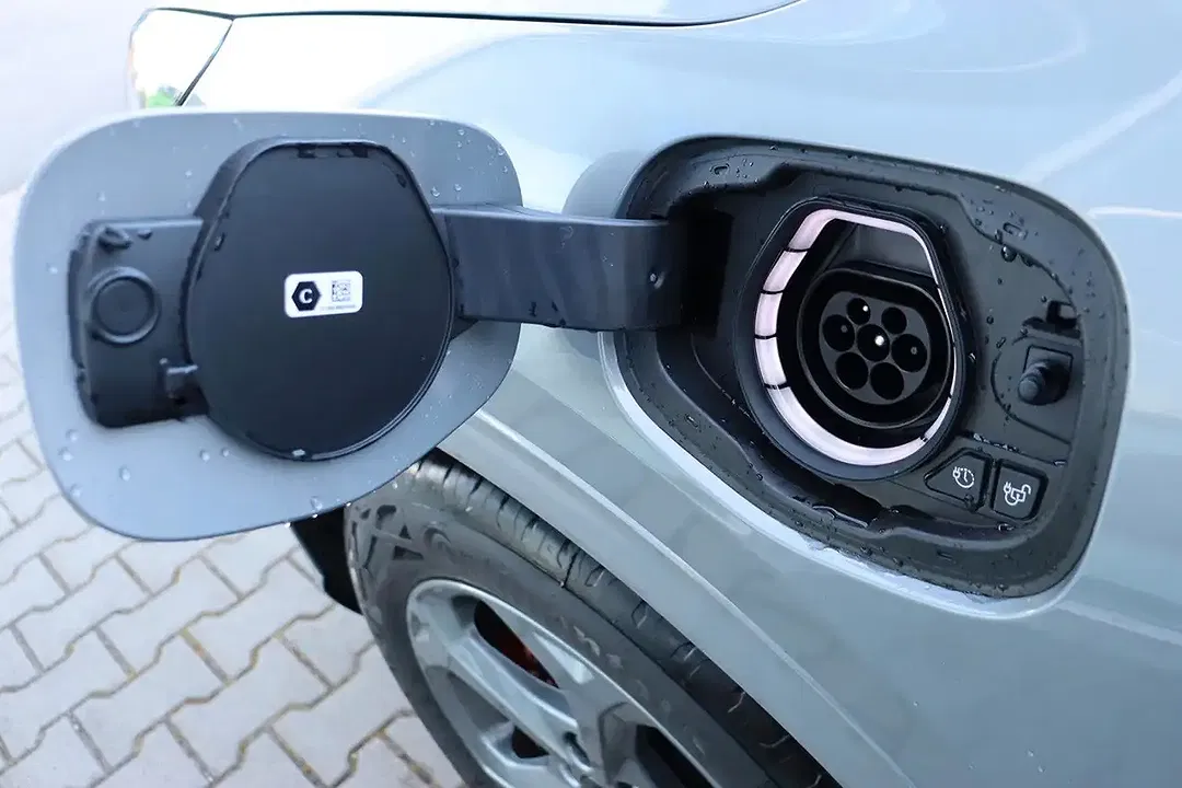 Ford Kuga - Thumbnail 9
