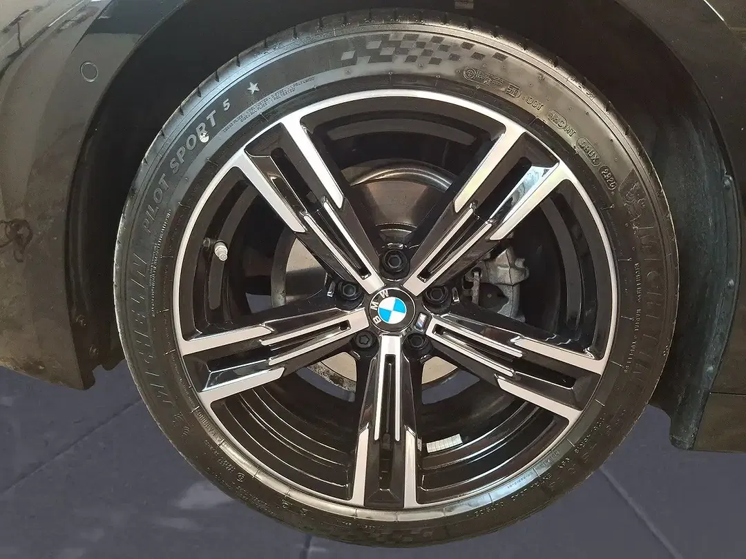 BMW 318 - Thumbnail 6
