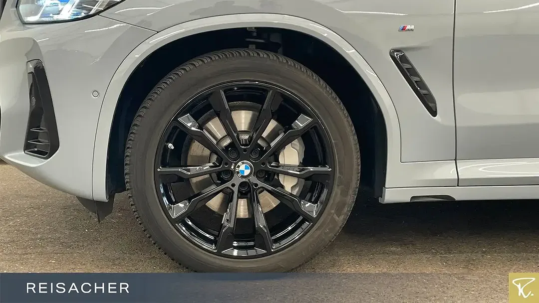 BMW X3 - Thumbnail 3