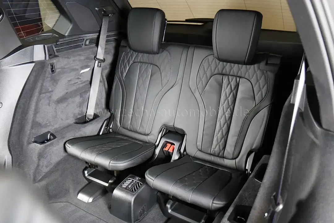 BMW X5 - Thumbnail 23