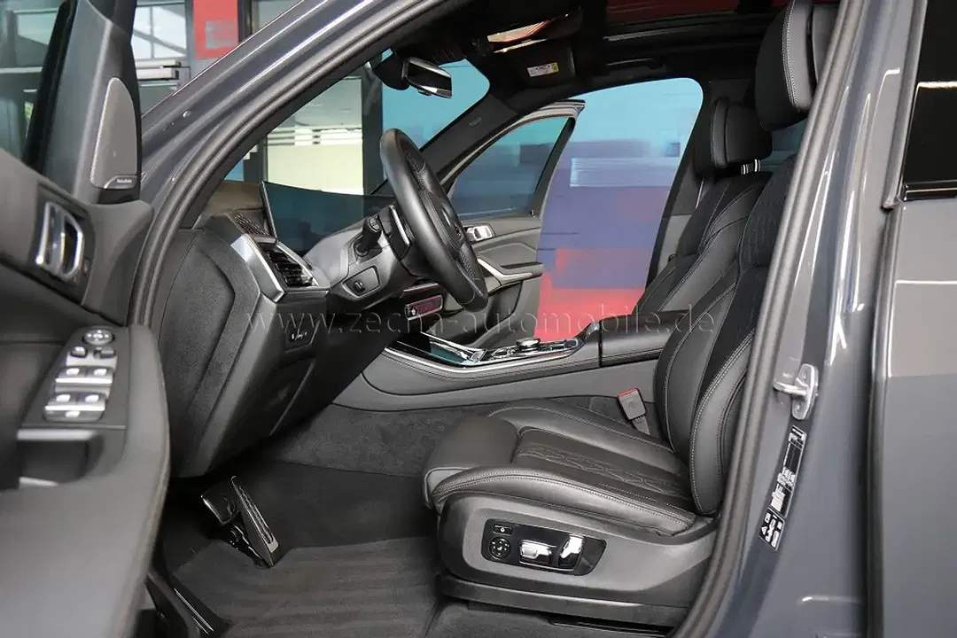BMW X5 - Thumbnail 3
