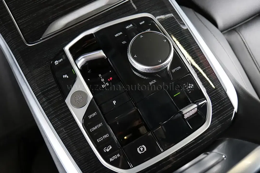 BMW X5 - Thumbnail 8