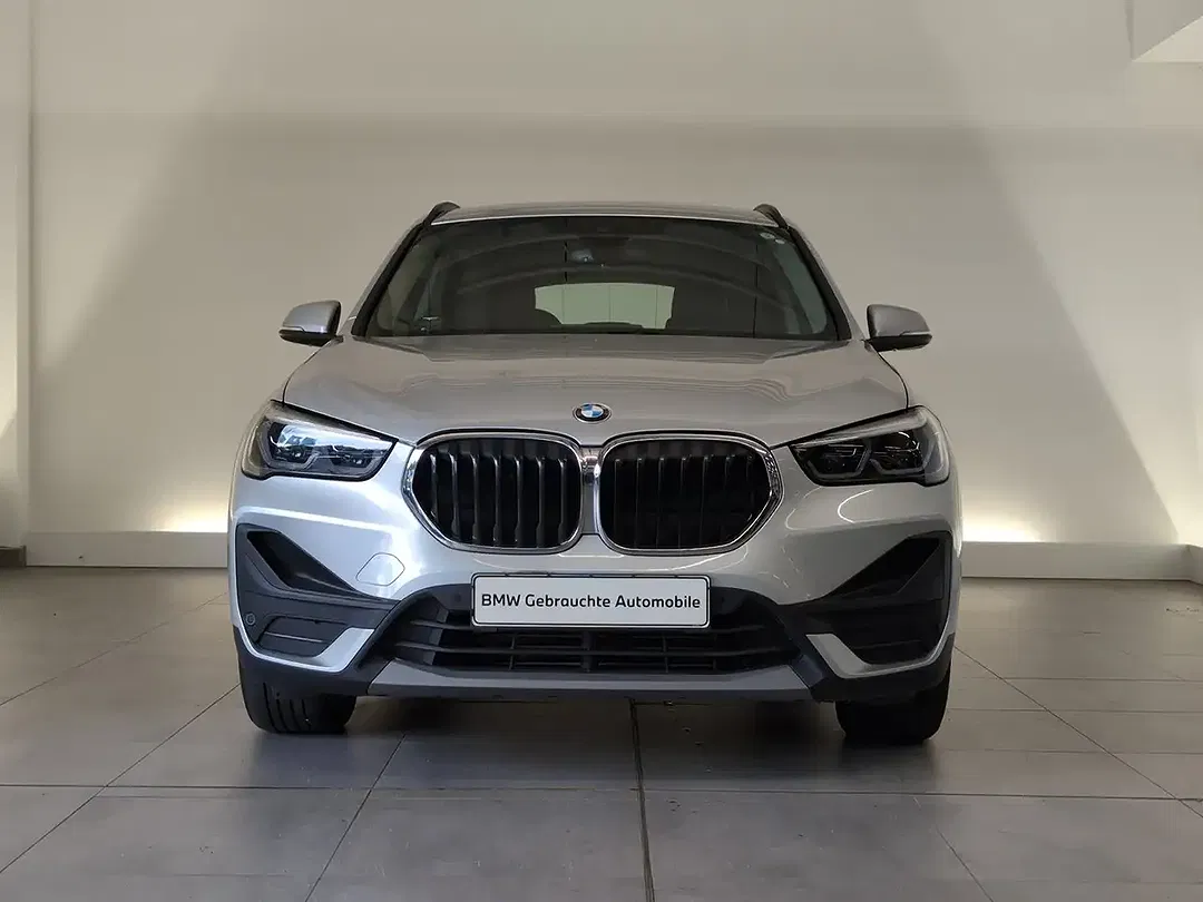 BMW X1 - Thumbnail 3