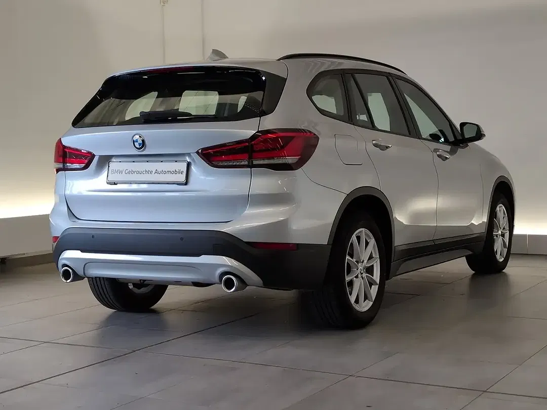 BMW X1 - Thumbnail 9
