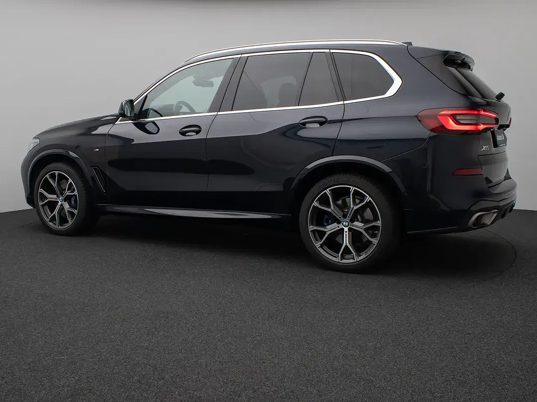 BMW X5 - Thumbnail 10