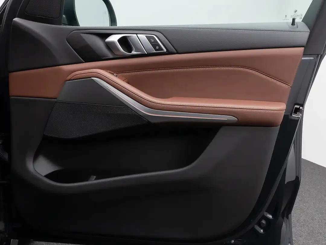 BMW X5 - Thumbnail 31