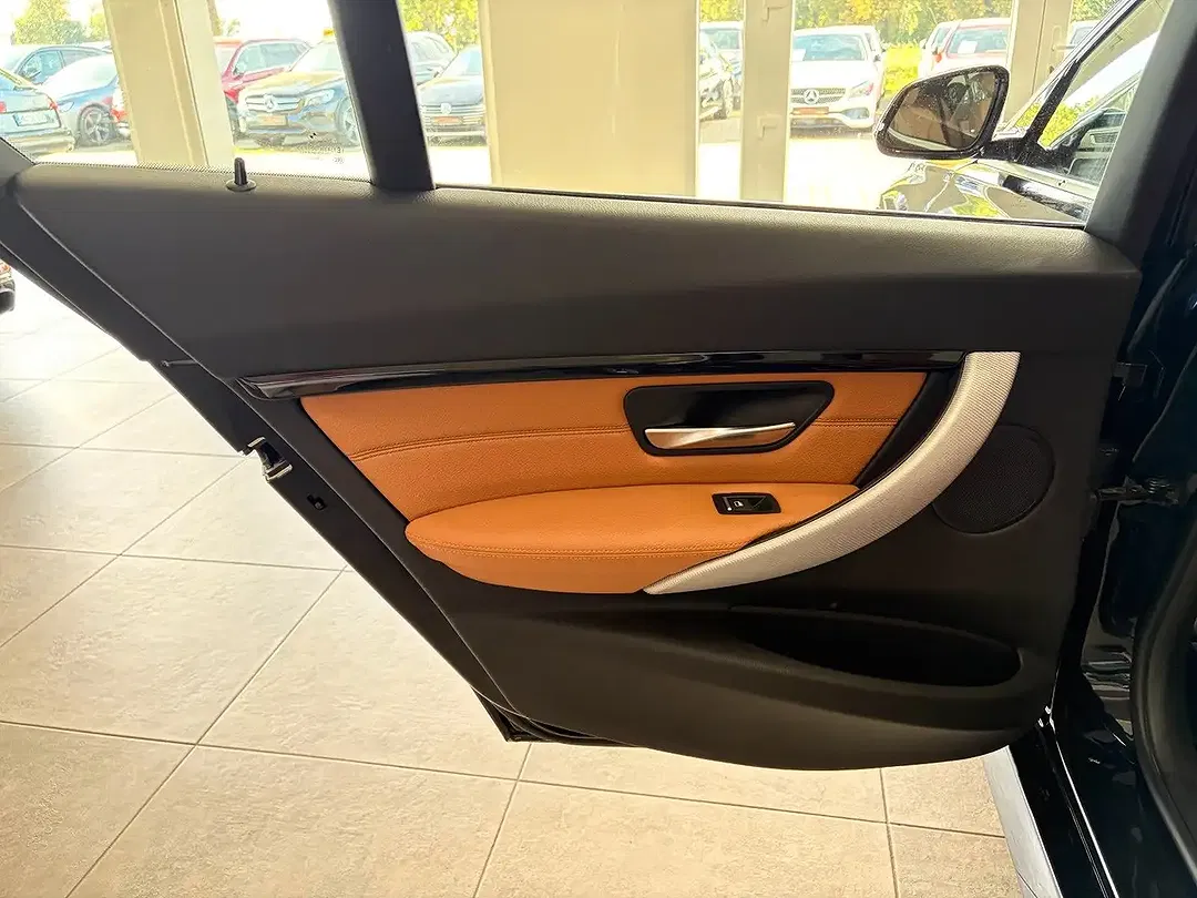 BMW 320 - Thumbnail 35