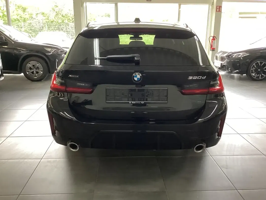 BMW 320 - Thumbnail 5