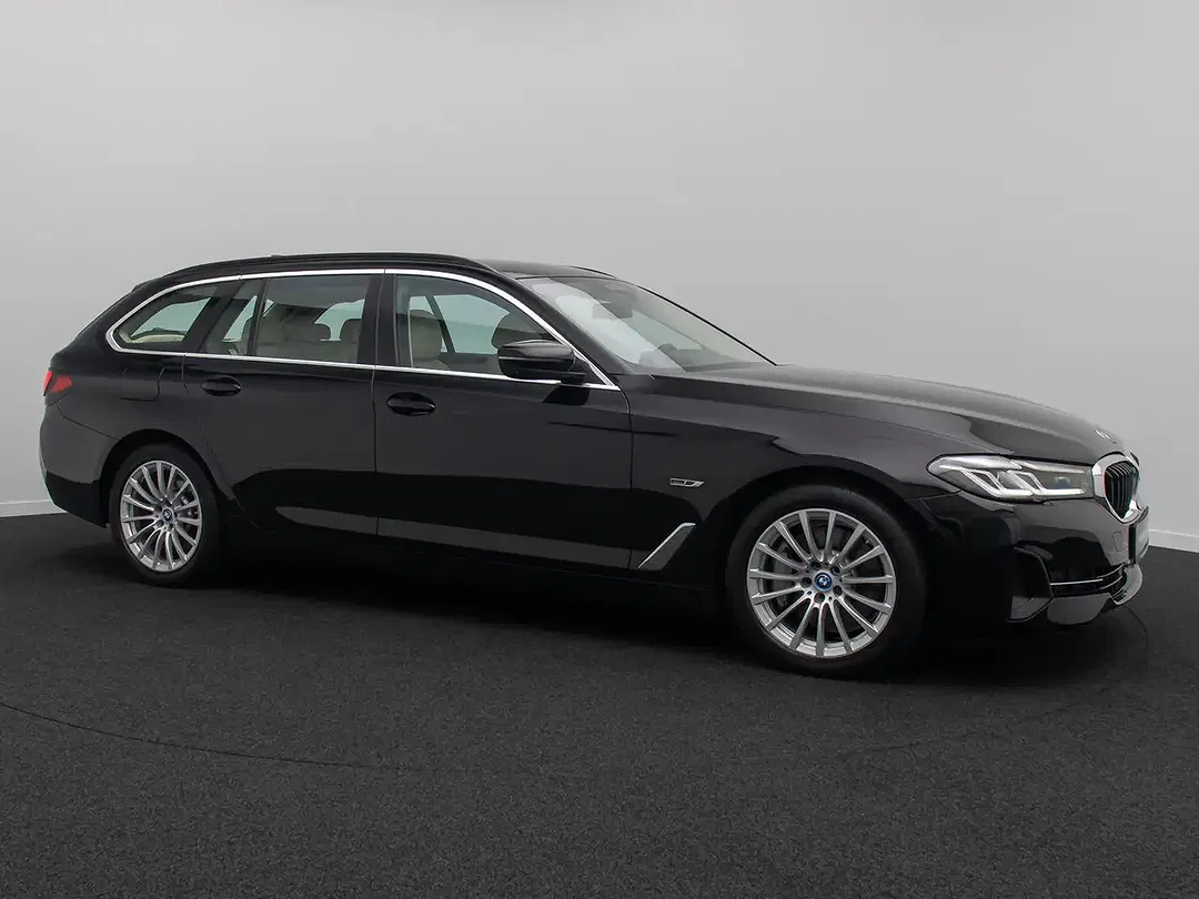 BMW 520 - Thumbnail 4