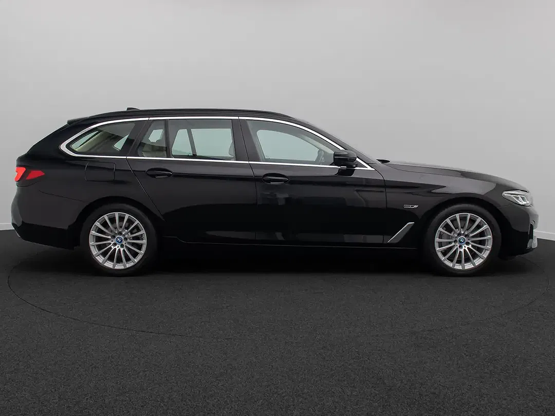 BMW 520 - Thumbnail 5