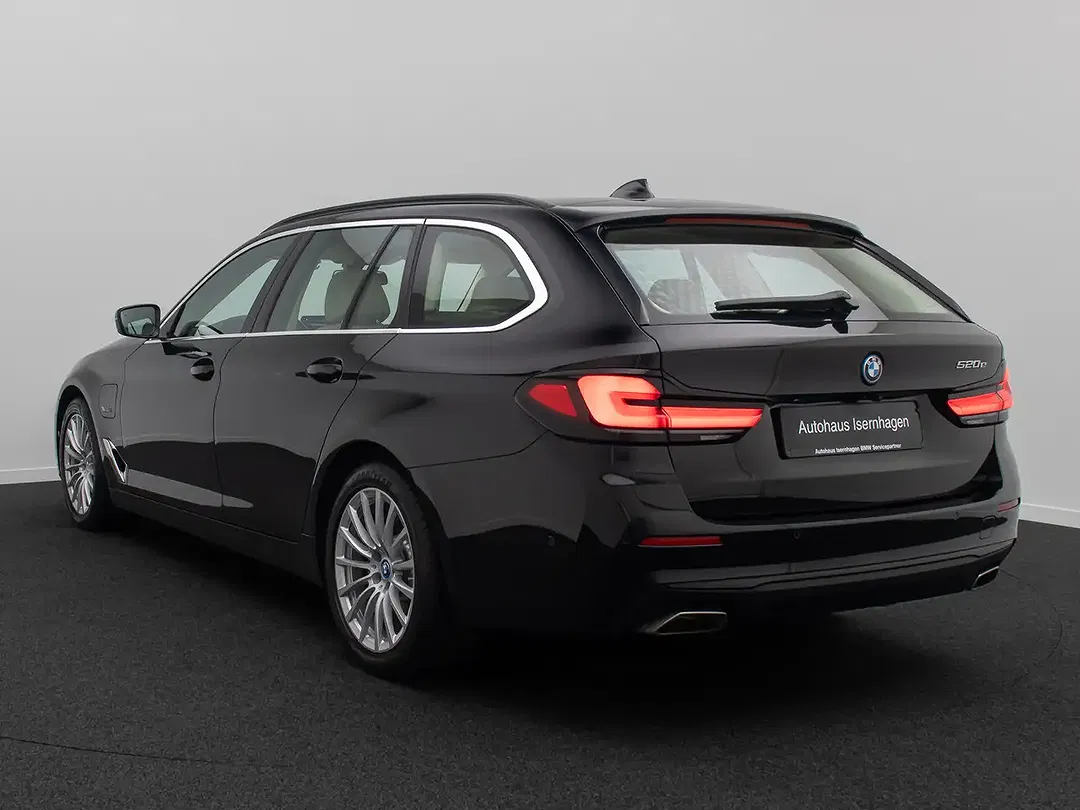 BMW 520 - Thumbnail 9