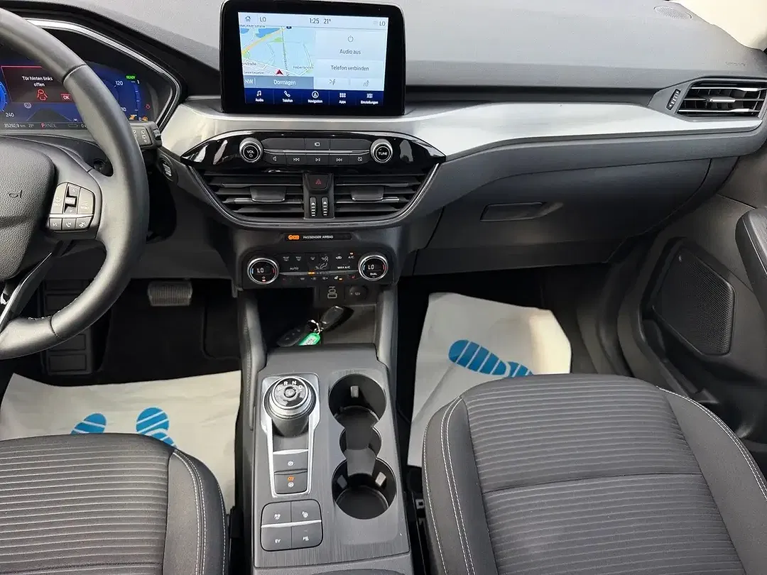 Ford Kuga - Thumbnail 10