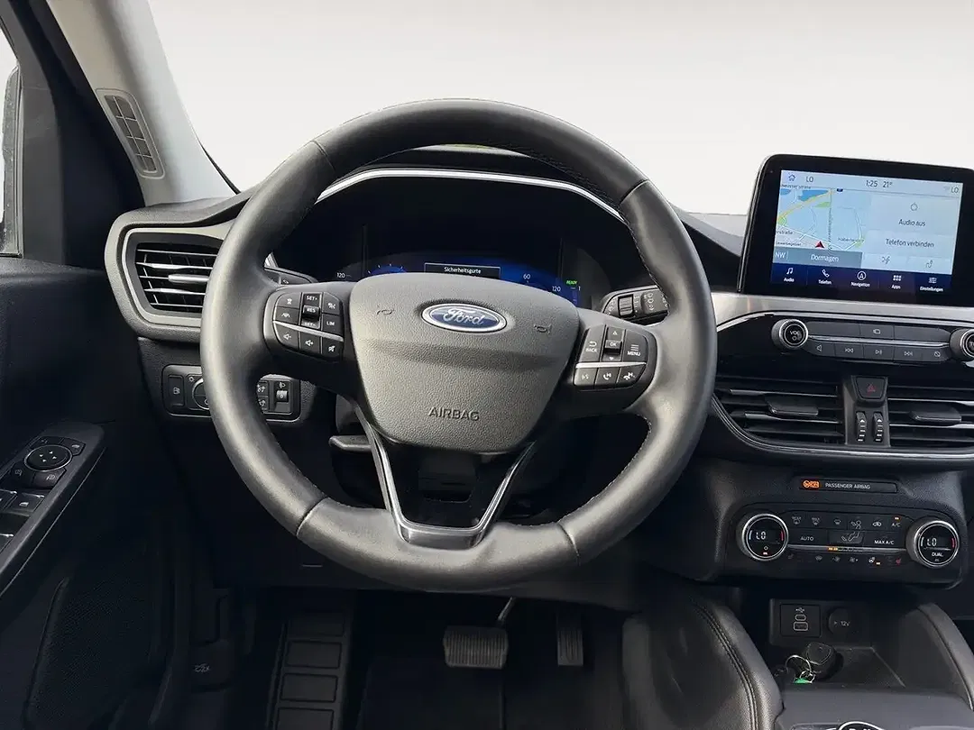 Ford Kuga - Thumbnail 12