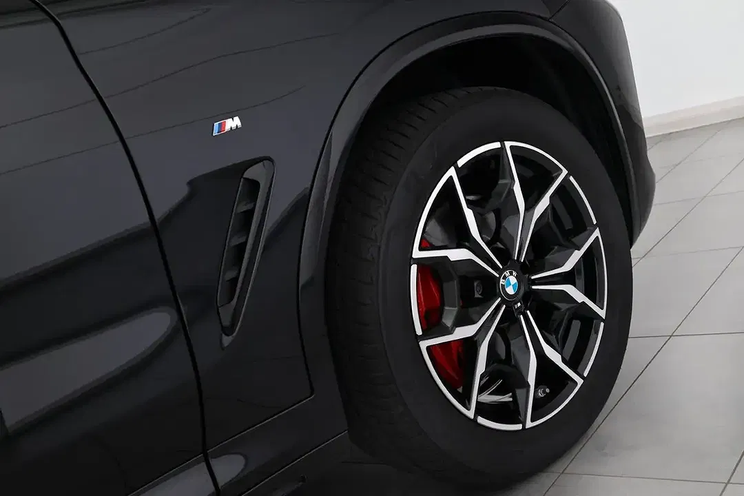 BMW X3 - Thumbnail 6