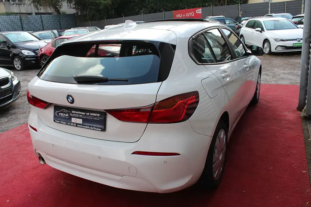 BMW 116 - Thumbnail 10