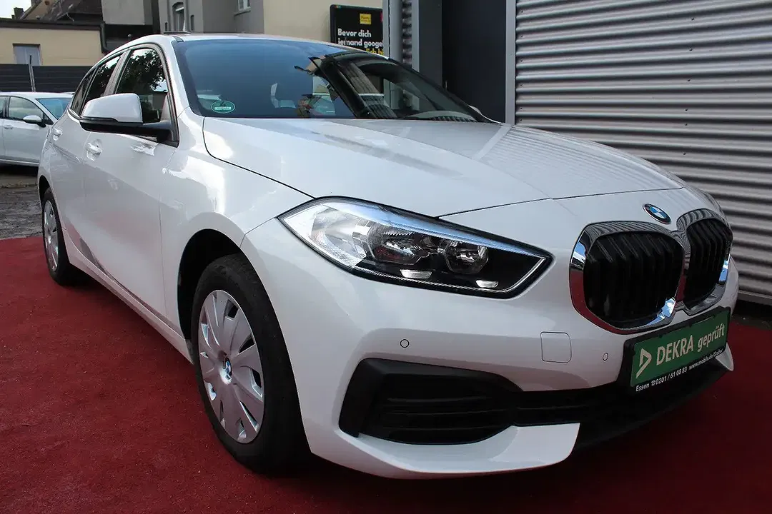 BMW 116 - Thumbnail 2