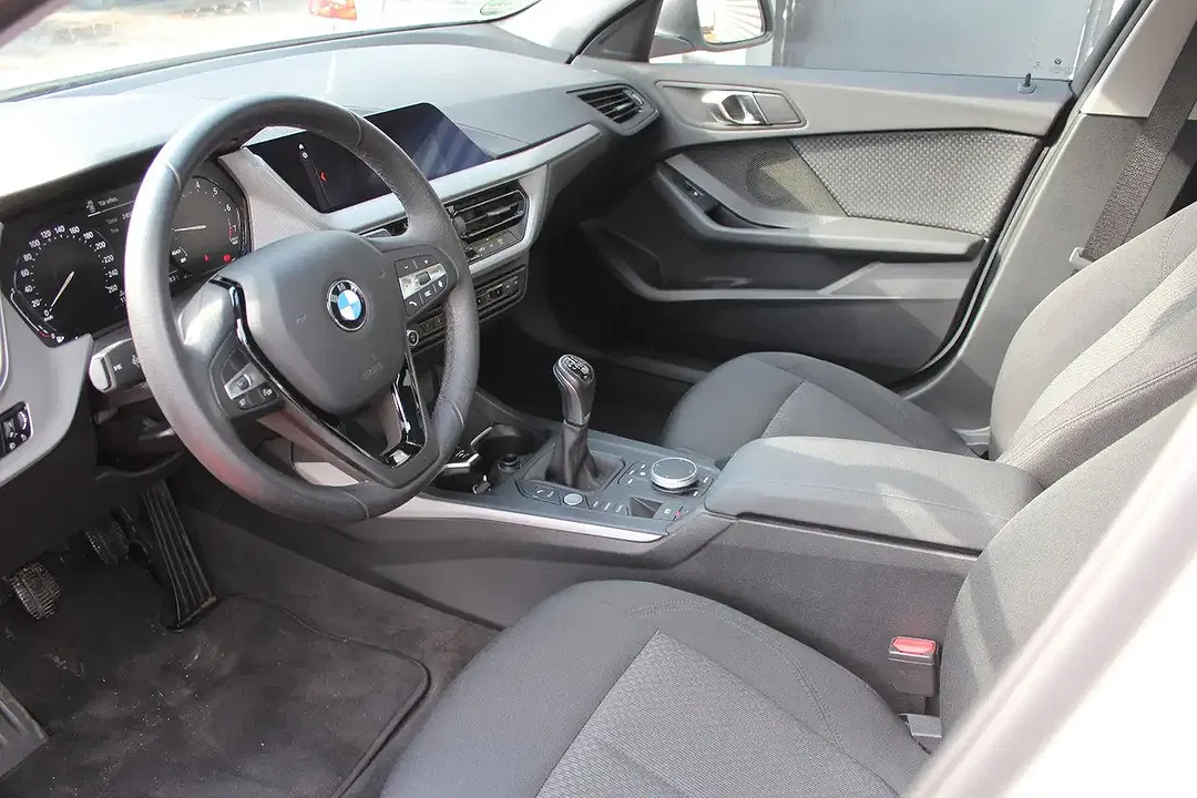 BMW 116 - Thumbnail 4