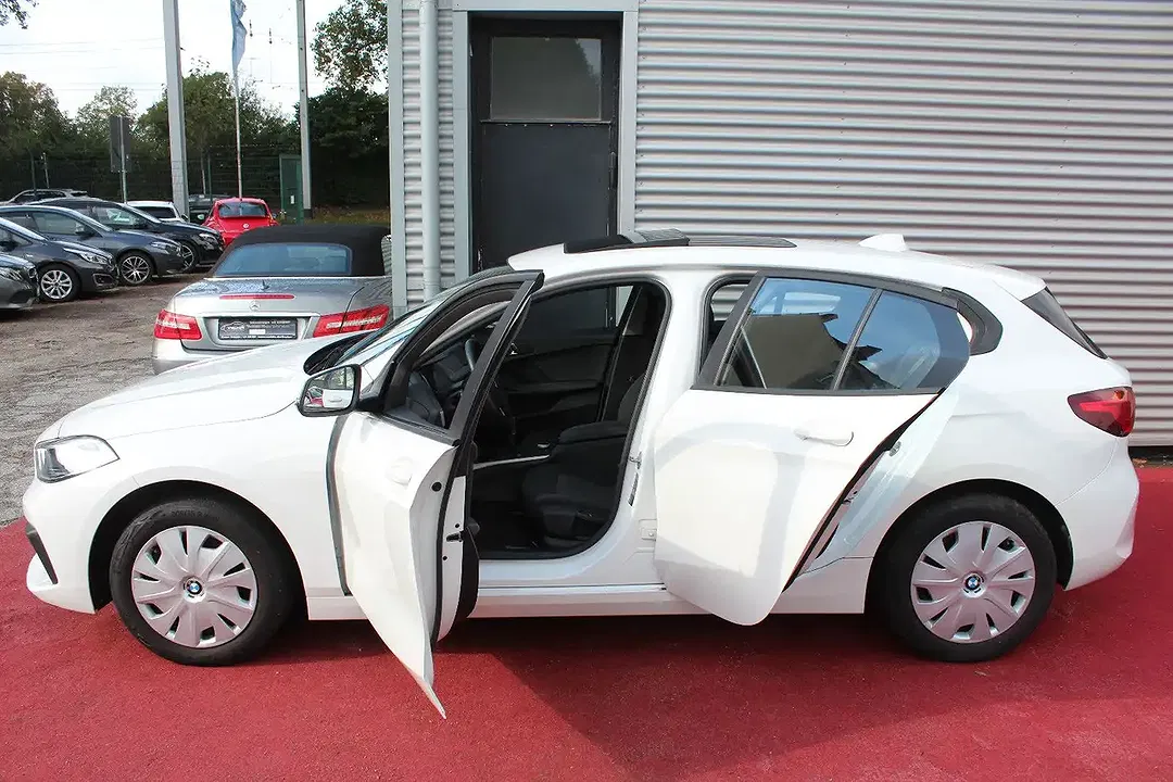 BMW 116 - Thumbnail 6