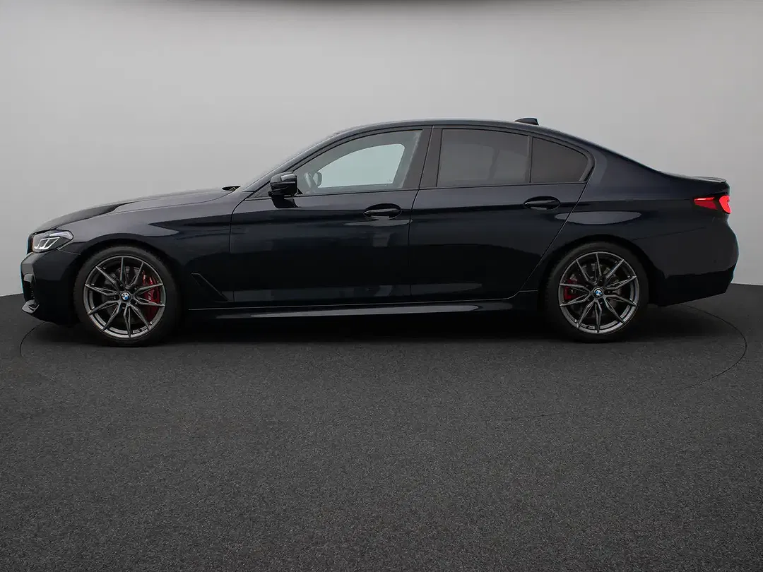 BMW 550 - Thumbnail 11