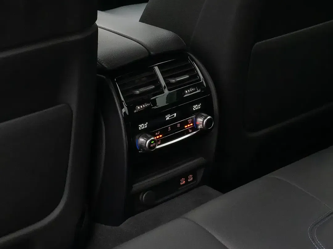 BMW 550 - Thumbnail 27