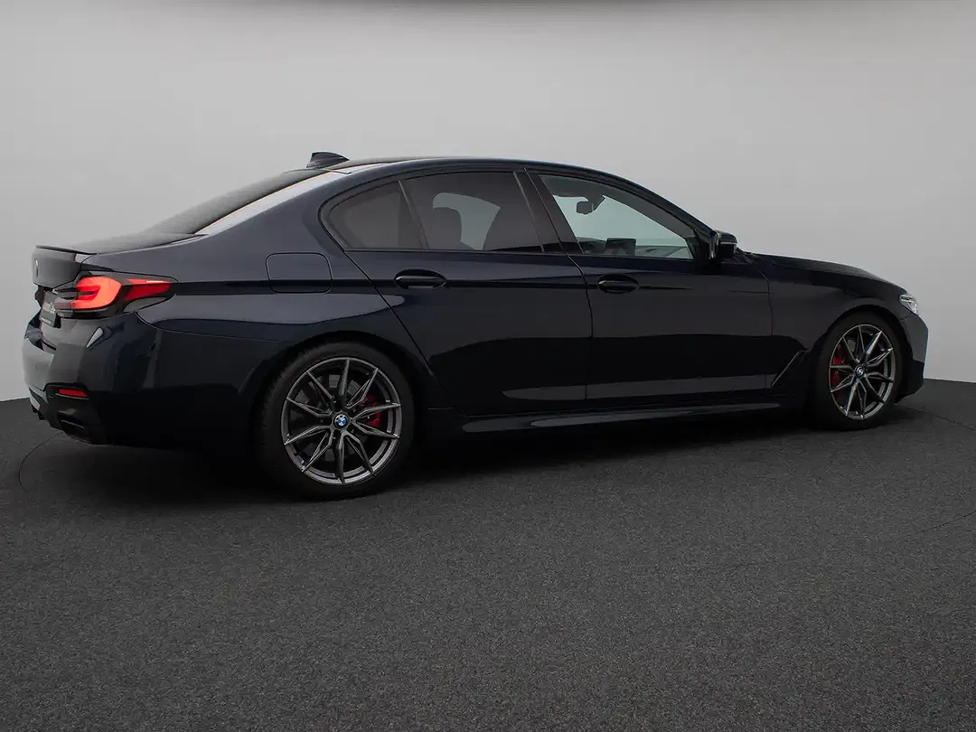 BMW 550 - Thumbnail 6