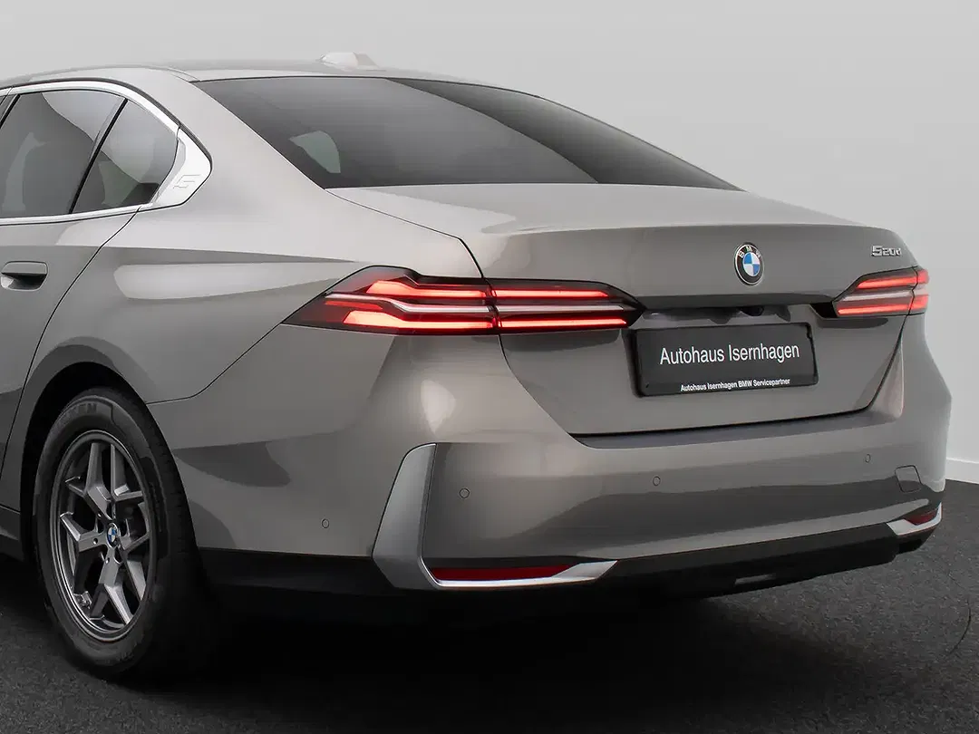 BMW 520 - Thumbnail 15
