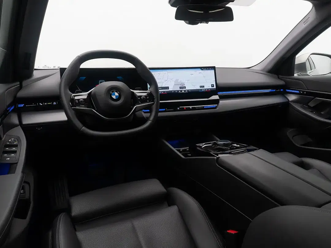 BMW 520 - Thumbnail 37